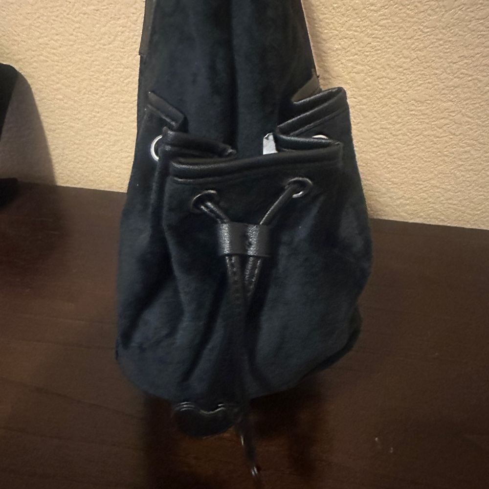 Juicy Couture Black Tote with Pink Bow - Picture 5 of 6
